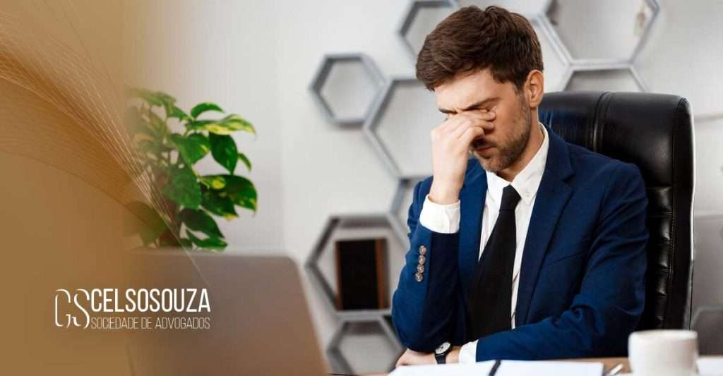 Cláusulas abusivas em contratos podem gerar multas às empresas